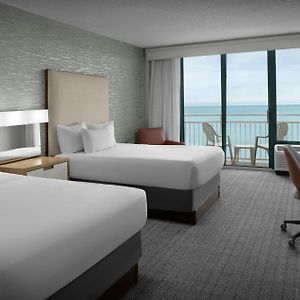 Deluxe Guest room 2 Double Oceanfront Balcony